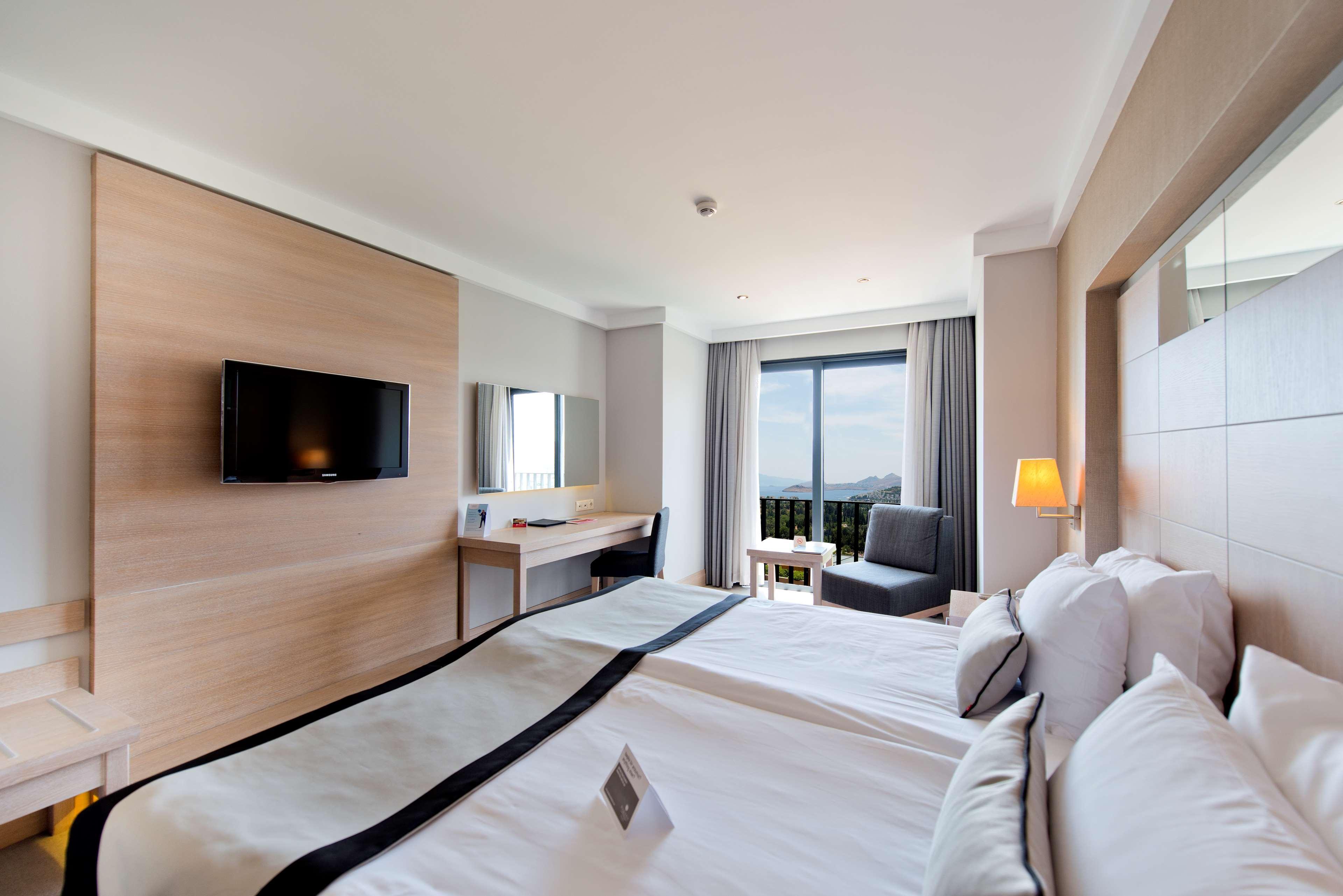 Ramada Resort By Wyndham Bodrum Bitez Exterior foto